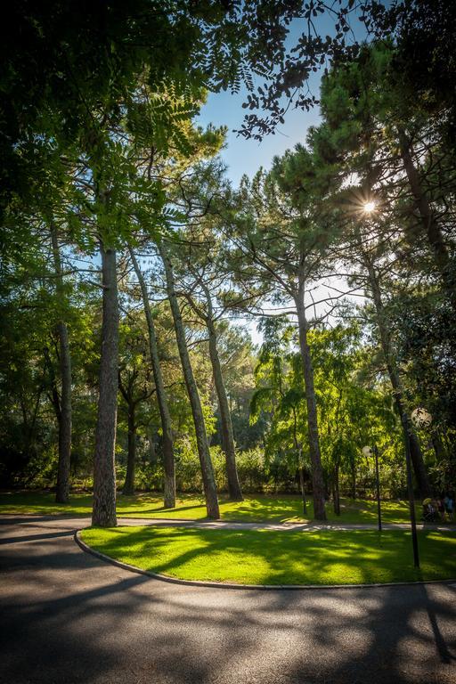 Camping La Sousta**** Ремулен Экстерьер фото