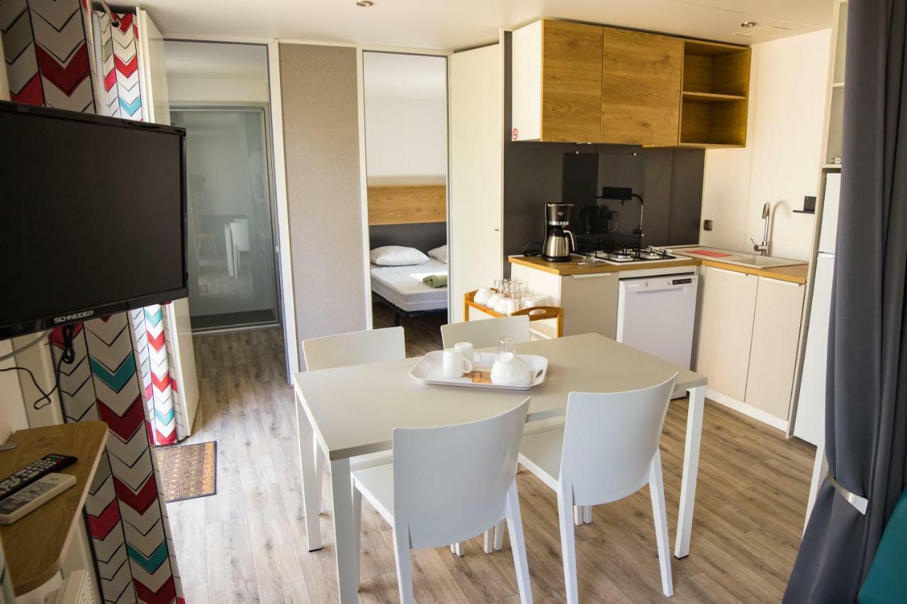 Camping La Sousta**** Ремулен Экстерьер фото